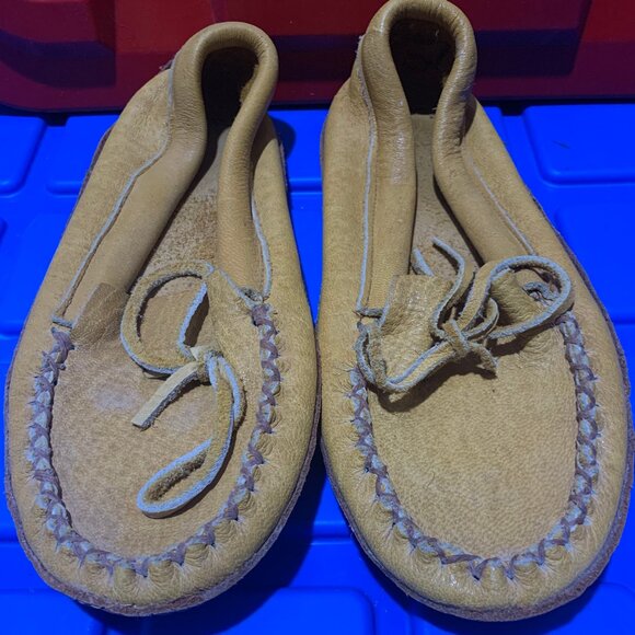 VINTAGE HIDES IN HAND LEATHER HOUSE SHOES SIZE 10 - Picture 2 of 10